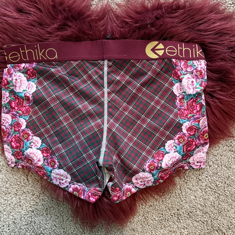 Ethika Tiger Floral Sports Bra & Boyshort Set – Burgundy Waistband – (Size M) - Picture 5 of 5